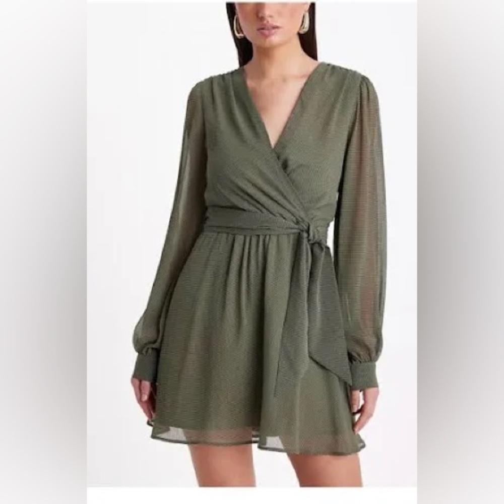 Express Green Long Sleeve Dress size small NWT - Picture 8 of 9